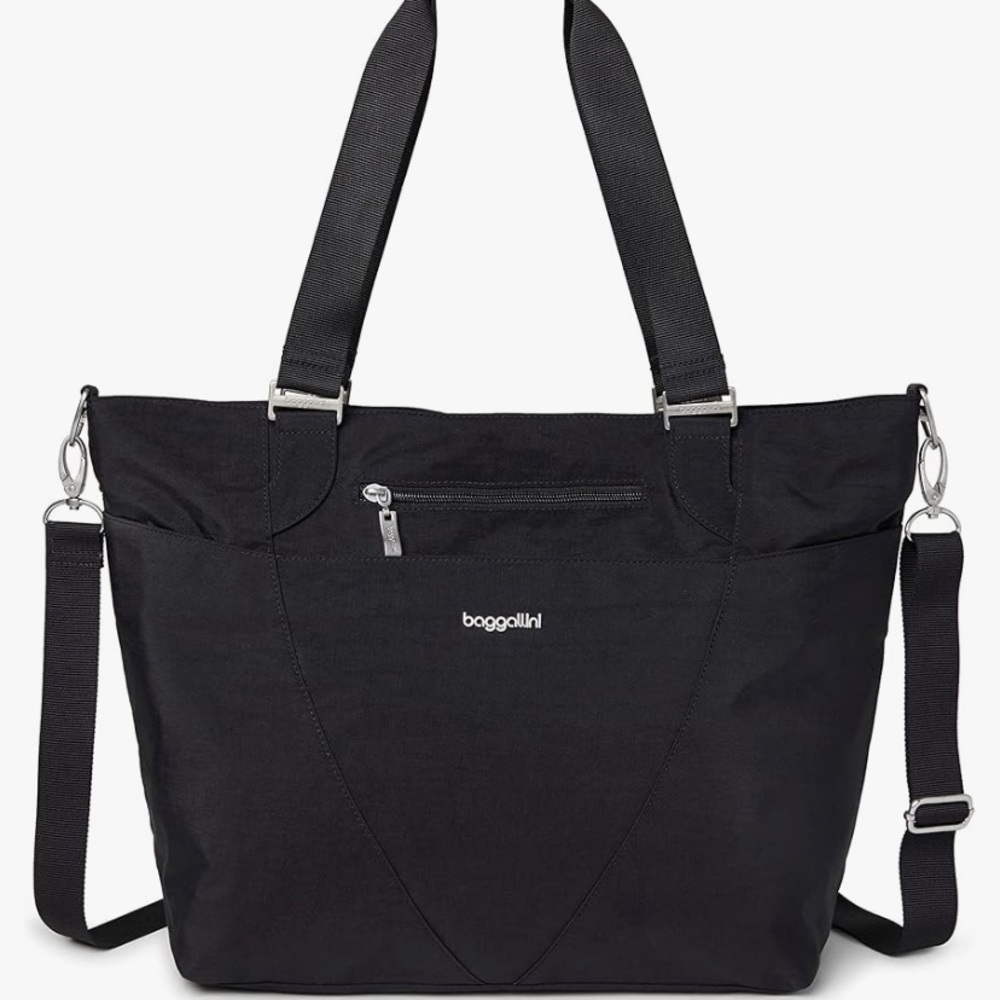 Baggallini black travel tote